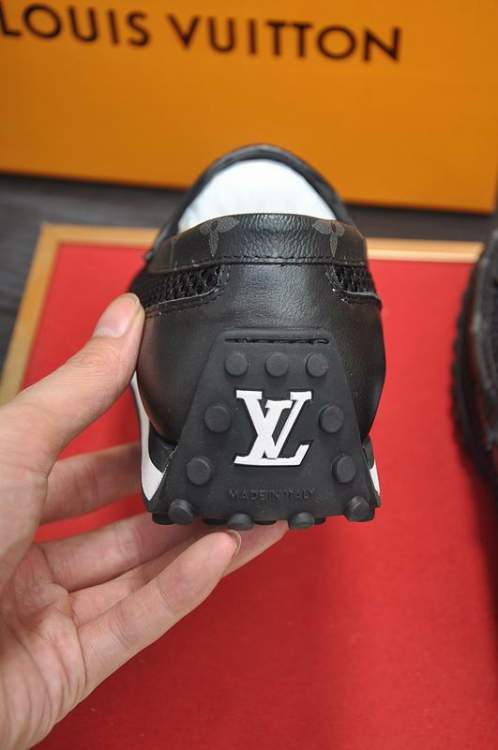 Picture of Louis Vuitton Shoes _SKULVsz38-45mnf071212200